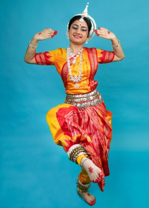 Zoya performing traditional Odissi dance.